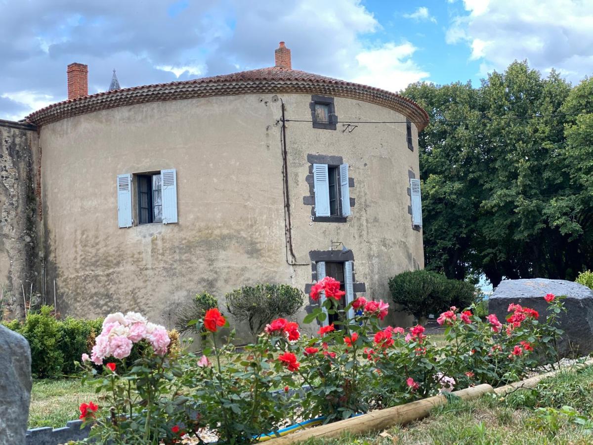 Tour Du Chateau De Gondole Le Cendre Екстериор снимка